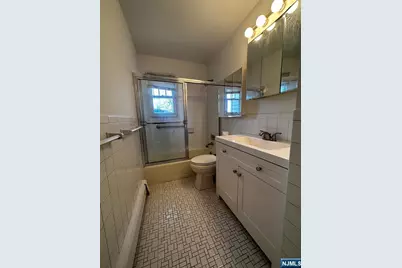 48 Lynn Court, Bogota, NJ 07603 - Photo 10