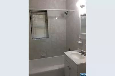 418 Main Street B2 #B2, Fort Lee, NJ 07024 - Photo 8