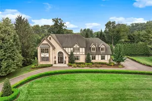 14 Sunflower Dr, Upper Saddle River, NJ 07458 - Photo 1