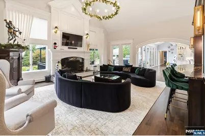 14 Sunflower Drive, Upper Saddle River, NJ 07458 - Photo 12