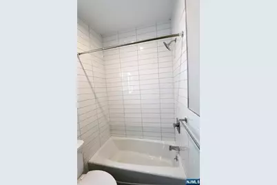 59 Locust Avenue 1R #1R, Wallington, NJ 07057 - Photo 12