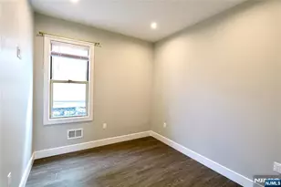 59 Locust Ave 1R, Wallington, NJ 07057 - Photo 8