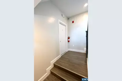 59 Locust Avenue 1R #1R, Wallington, NJ 07057 - Photo 2