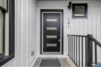 191 Washington Place, Teaneck Township, NJ 07666 - Photo 2
