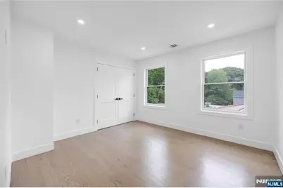 191 Washington Place, Teaneck Township, NJ 07666 - Photo 24