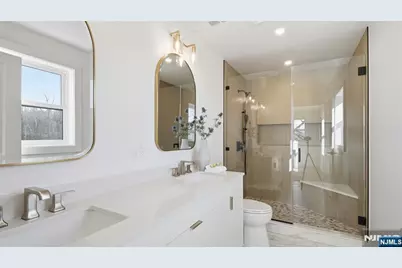 4 Hilltop, Essex Fells, NJ 07021 - Photo 18