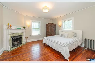 11 Mountain Avenue, Montclair, NJ 07042 - Photo 28
