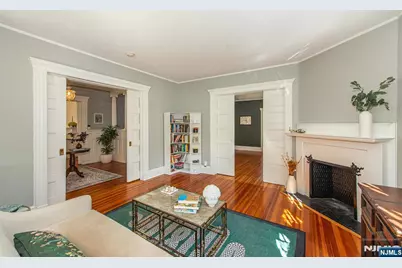 11 Mountain Avenue, Montclair, NJ 07042 - Photo 10