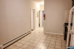 9 Emerson Pl, Newark, NJ 07114 - Photo 14