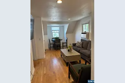 377 Westminster Place 2nd Floor #2nd Floor, Lodi, NJ 07644 - Photo 4
