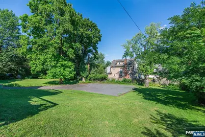 11 Mountain Avenue, Montclair, NJ 07042 - Photo 38