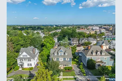 11 Mountain Avenue, Montclair, NJ 07042 - Photo 44
