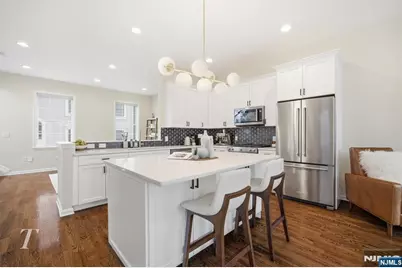 141 Roosevelt Drive, Wood Ridge, NJ 07075 - Photo 4