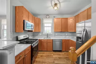 39 Birch St, Ridgefield Park, NJ 07660 - Photo 6