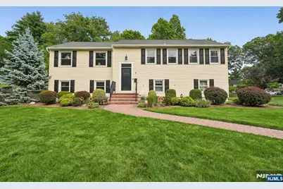4 Elkin Drive, Livingston, NJ 07039 - Photo 1