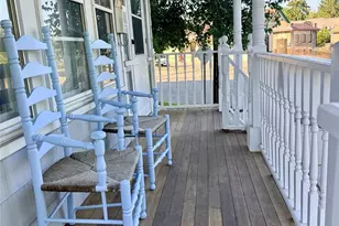 42 Park Ave, Allendale, NJ 07401 - Photo 2