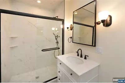 42 Park Avenue, Allendale, NJ 07401 - Photo 10