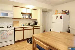 54-56 Oak Street 3, Ridgewood, NJ 07450 - Photo 8