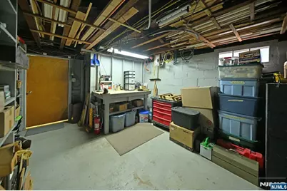 182 Roosevelt Place, Maywood, NJ 07607 - Photo 18