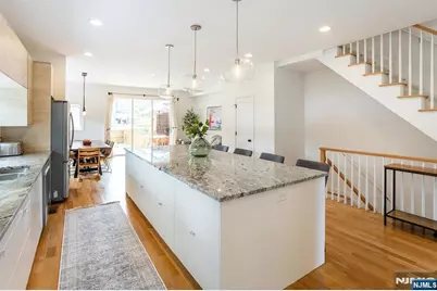 8 Willard Place A #A, Montclair, NJ 07042 - Photo 8