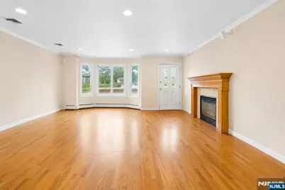 137 E Brinkerhoff Avenue A #A, Palisades Park, NJ 07650 - Photo 6