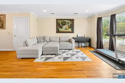 137 E Brinkerhoff Avenue A #A, Palisades Park, NJ 07650 - Photo 4