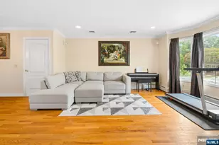137 E Brinkerhoff Ave A, Palisades Park, NJ 07650 - Photo 4