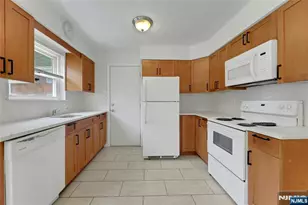 29 Rolling Ridge Road B, Montvale, NJ 07645 - Photo 10