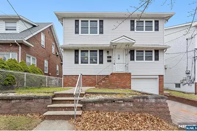 150 Arlington 1 #1, Clifton, NJ 07011 - Photo 2