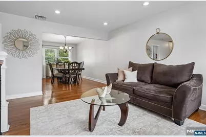 39-23 Morlot Avenue, Fair Lawn, NJ 07410 - Photo 4
