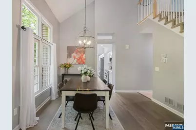 8 Clements Court C0068 #C0068, Roseland, NJ 07068 - Photo 10
