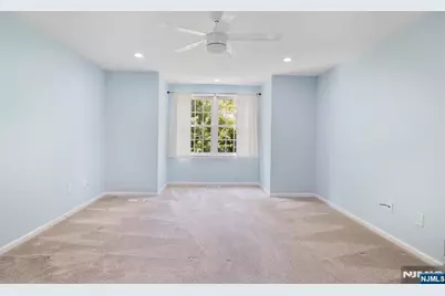 8 Clements Court C0068 #C0068, Roseland, NJ 07068 - Photo 28