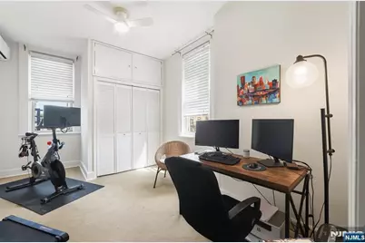 913-915 Willow Avenue 4A #4A, Hoboken, NJ 07030 - Photo 8