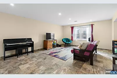 6409 Granton Avenue 1B #1B, North Bergen, NJ 07047 - Photo 2