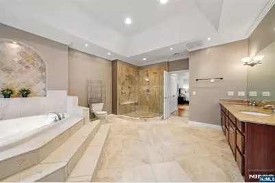 392 Oak Avenue, River Edge, NJ 07661 - Photo 22