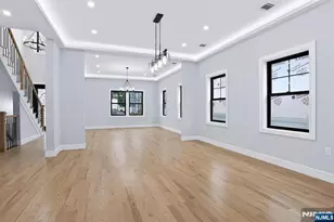 49 N Glenwood Dr, Bergenfield, NJ 07621 - Photo 8