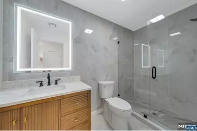 54 Hamilton Avenue, Fairview, NJ 07022 - Photo 24