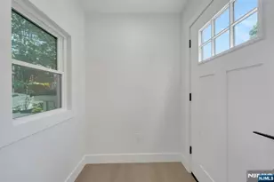 54 Hamilton Ave, Fairview, NJ 07022 - Photo 18