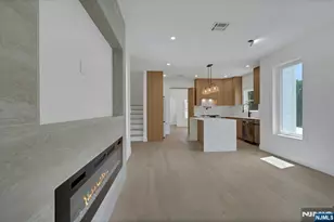 54 Hamilton Ave, Fairview, NJ 07022 - Photo 8