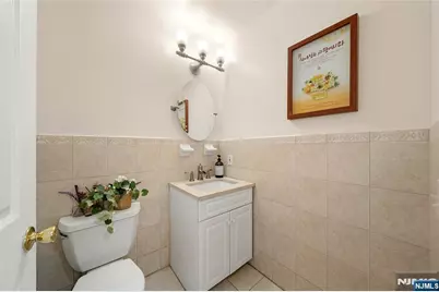 693 Probst Avenue A #A, Fairview, NJ 07022 - Photo 10