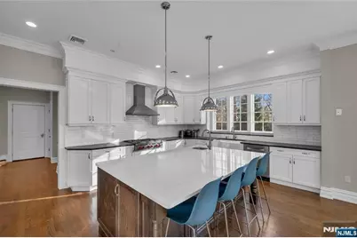 106 Koch Lane, Old Tappan, NJ 07675 - Photo 12