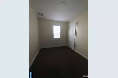 562 Summer Street, Paterson, NJ 07501 - Photo 18