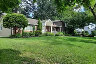 426 Lakeview Dr, Oradell, NJ 07649 - Photo 1