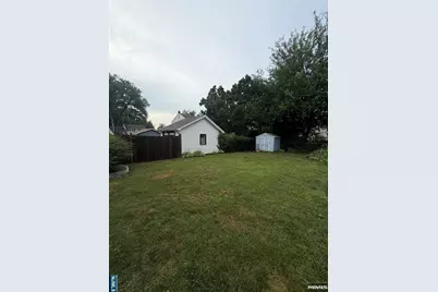 90 Spring Valley Avenue, Hackensack, NJ 07601 - Photo 16