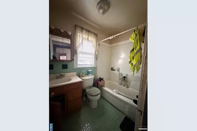 90 Spring Valley Avenue, Hackensack, NJ 07601 - Photo 6