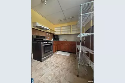 90 Spring Valley Avenue, Hackensack, NJ 07601 - Photo 10
