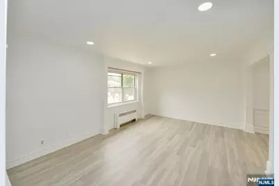 451 Heath Place 8 #8, Hackensack, NJ 07601 - Photo 6