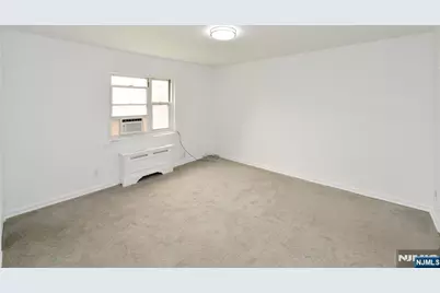 451 Heath Place 8 #8, Hackensack, NJ 07601 - Photo 14