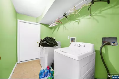 64 Brunswick Street, Newark, NJ 07114 - Photo 26