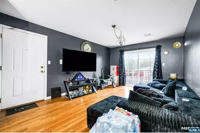 64 Brunswick Street, Newark, NJ 07114 - Photo 12